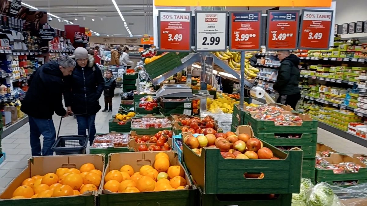 Češi luxují polské supermarkety, Poláci české krámky s léčebným konopím